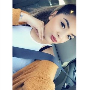 Meet your Posher, Karissa